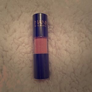 Manna Kadar Lip Whip